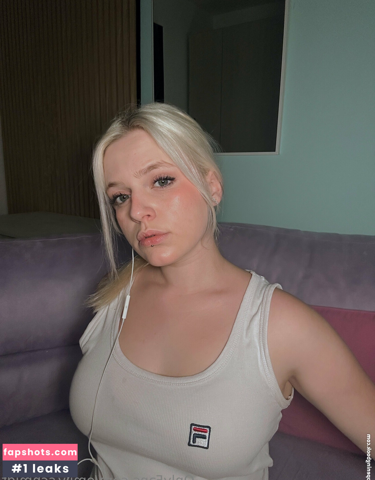 emily.schwarz gallery photo #23