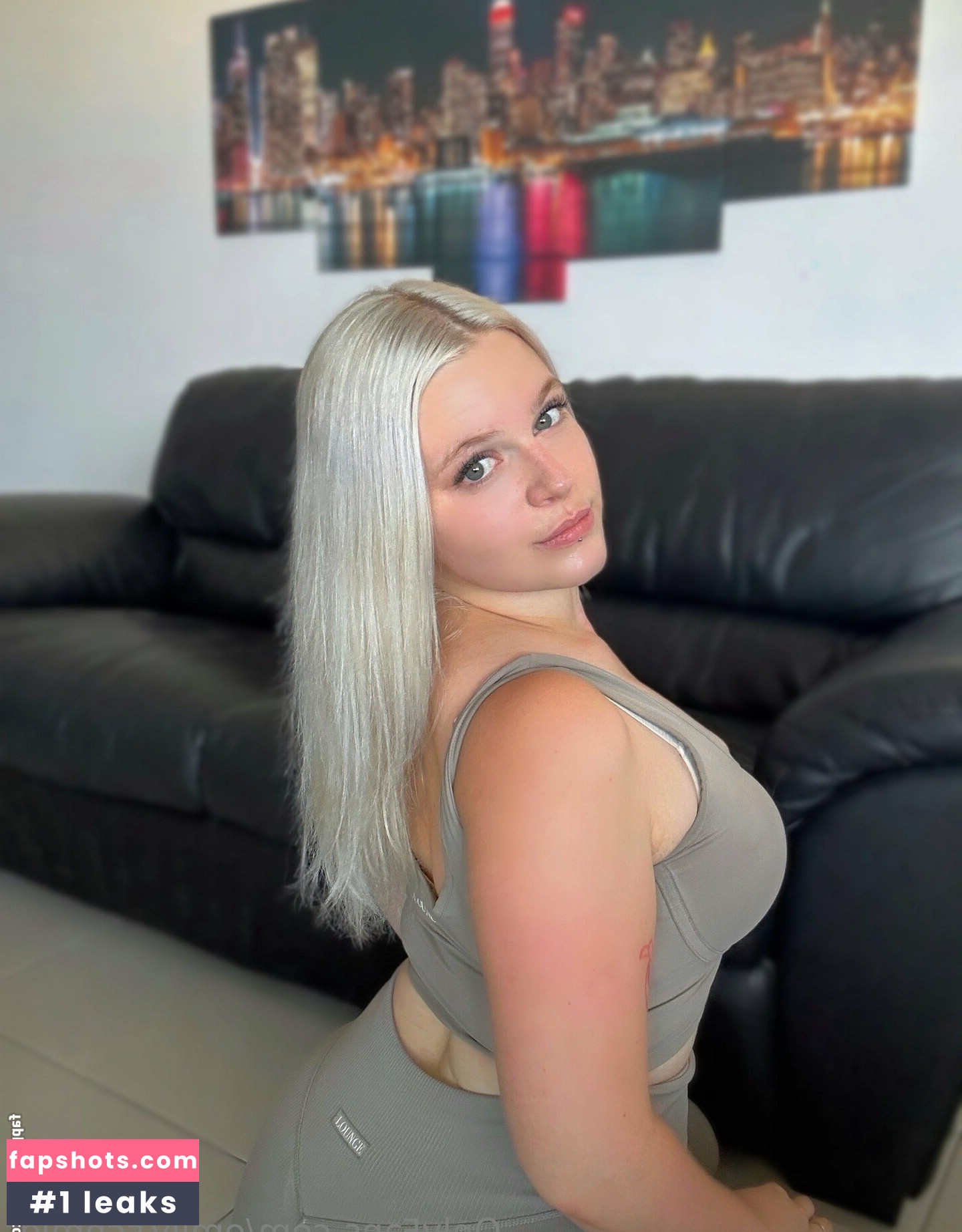 emily.schwarz gallery photo #8