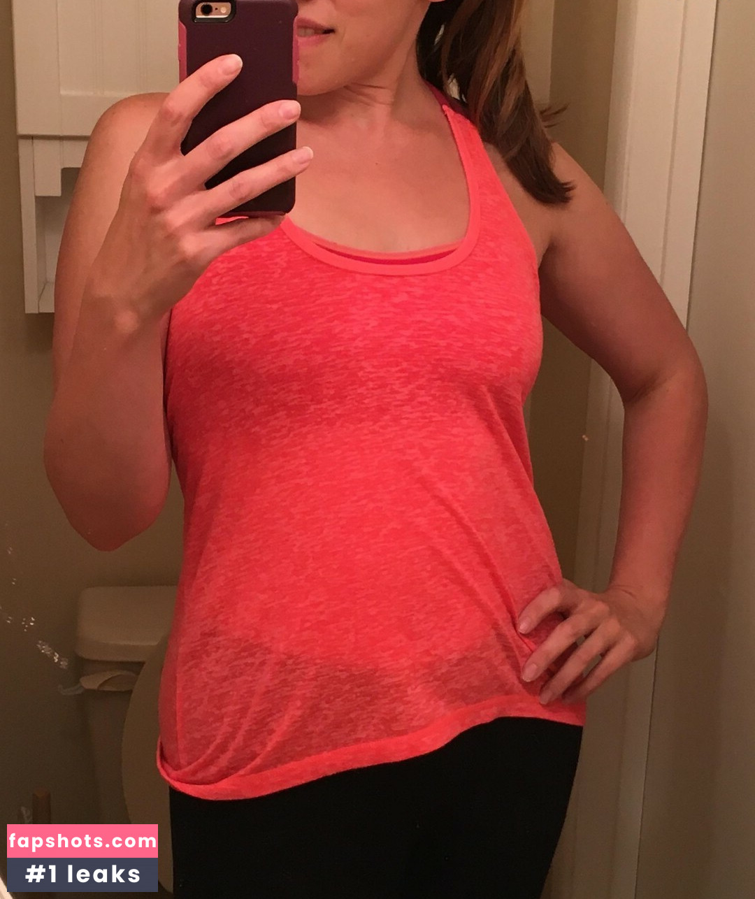 Emily Sequoia gallery photo #22