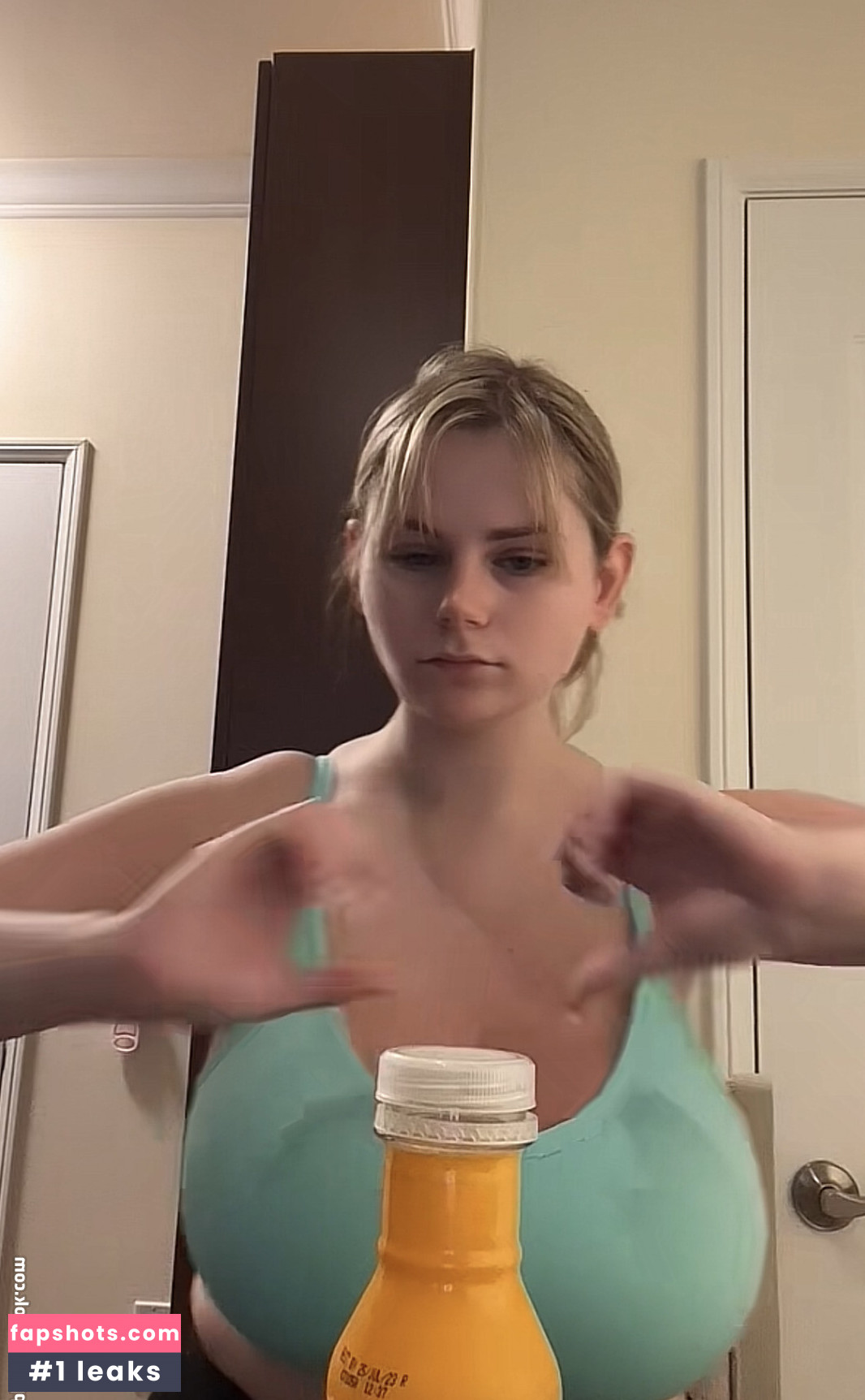 Emily V Nude Leaks OnlyFans Photos #15 - LeakJerk