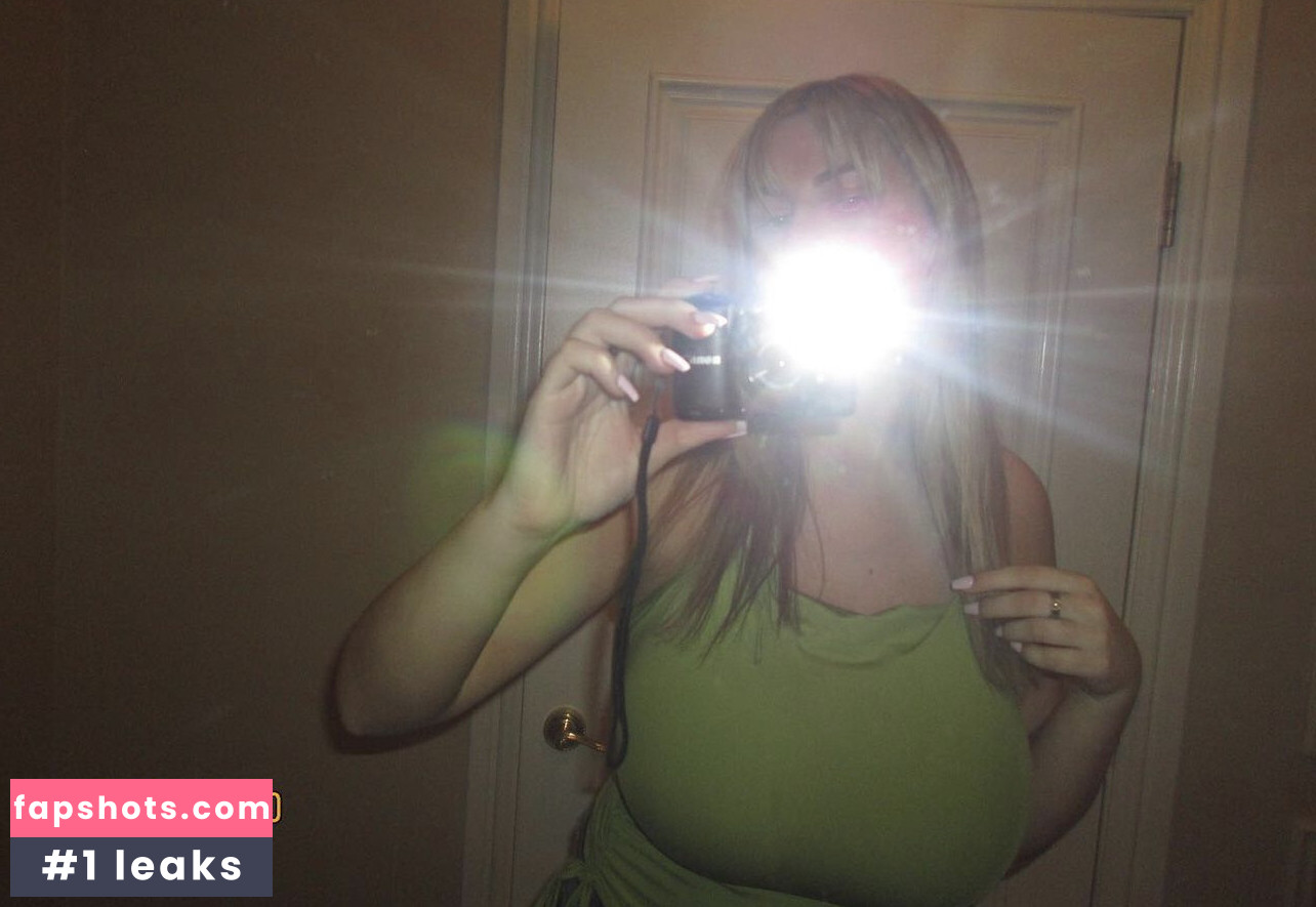 Emily V Nude Leaks OnlyFans Photos #20 - LeakJerk