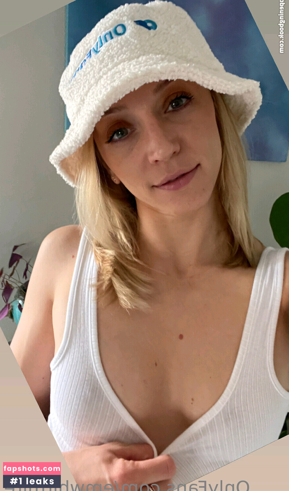 Emily Whitmire gallery photo #5