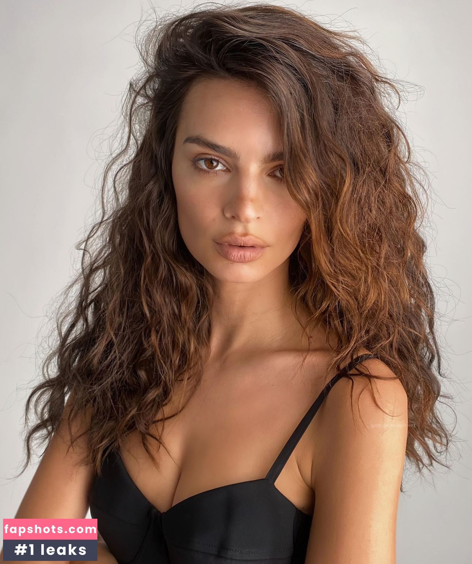 Emily Whitmire gallery photo #48