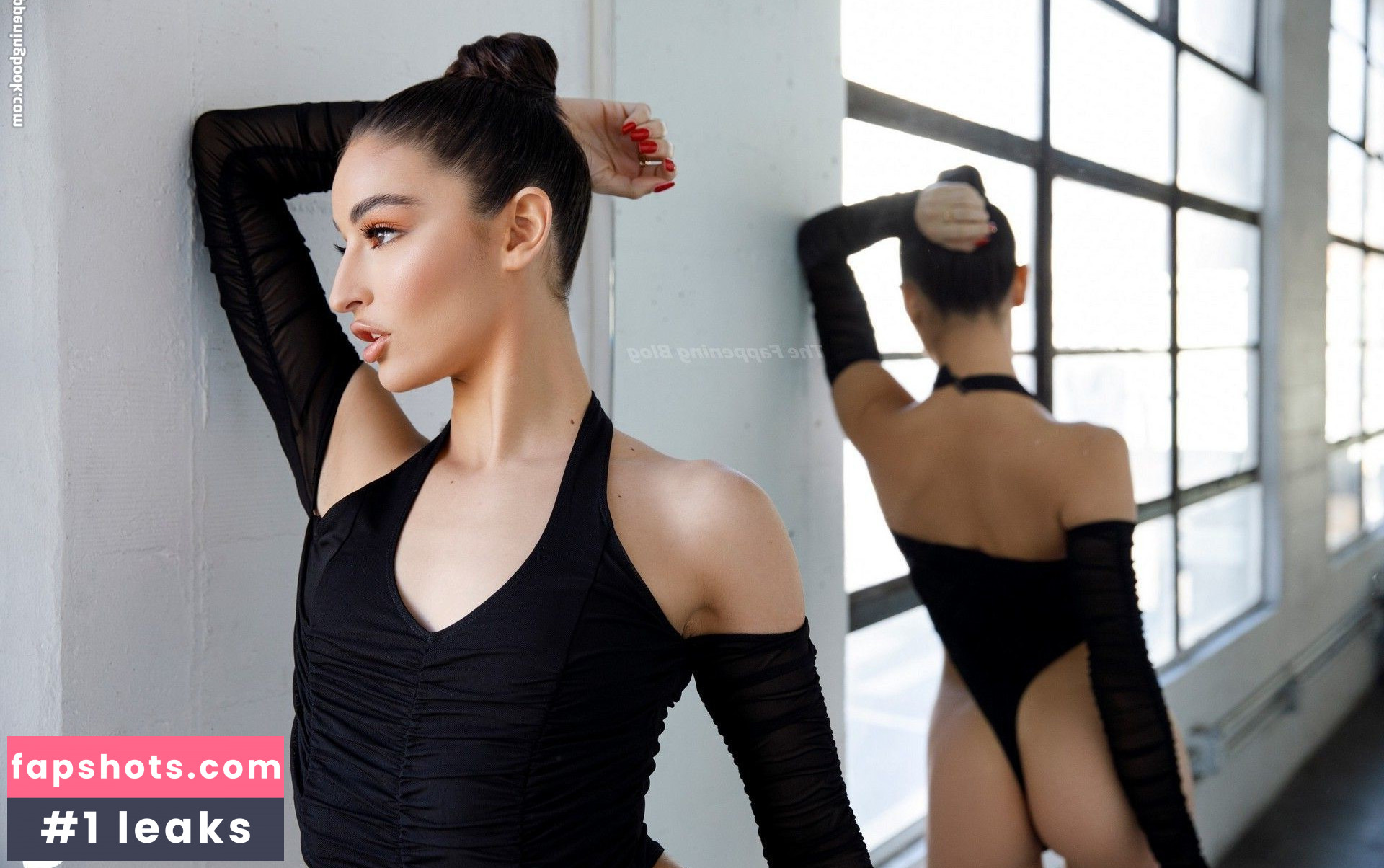 Emily Willis gallery photo #819