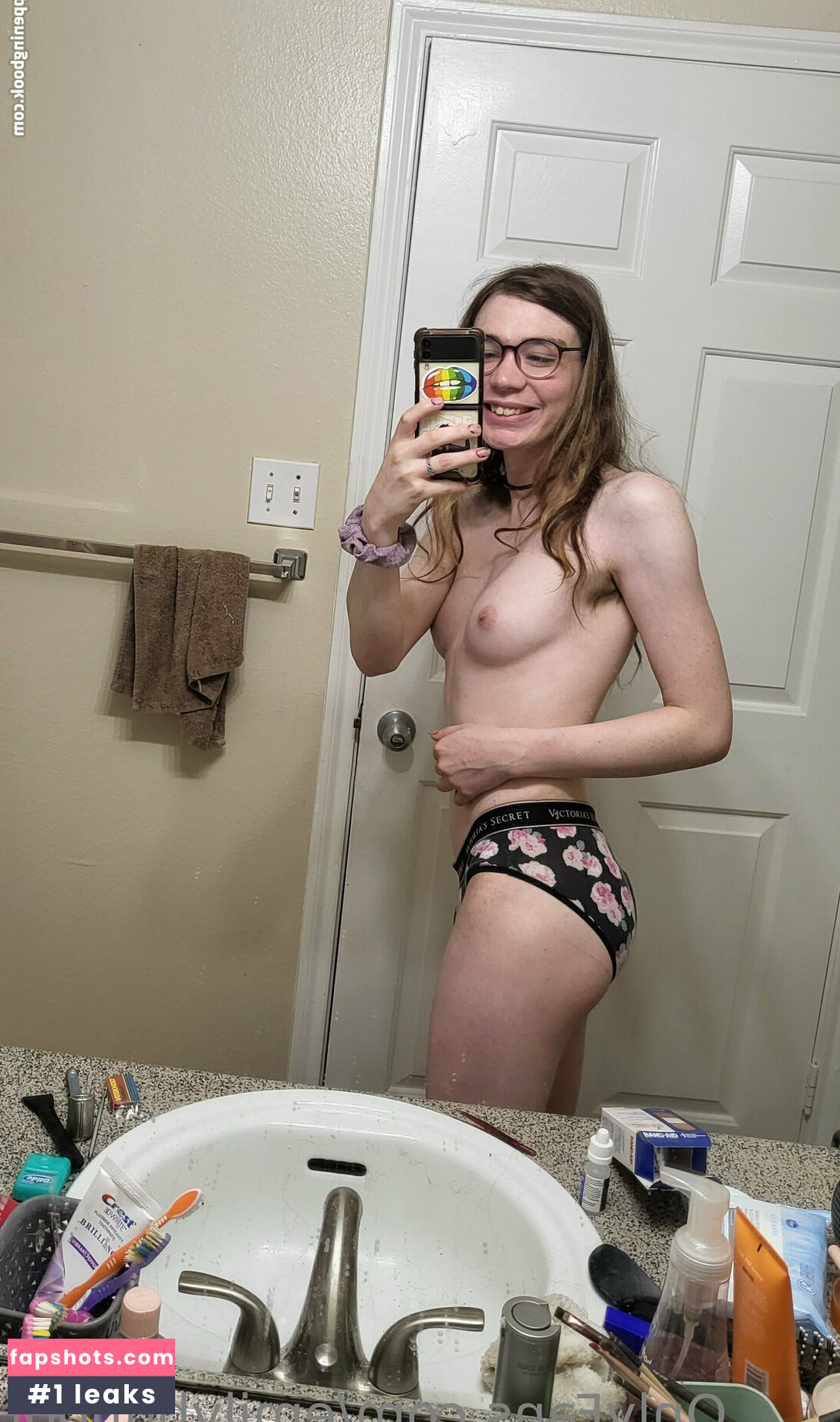 emilybunoof gallery photo #22