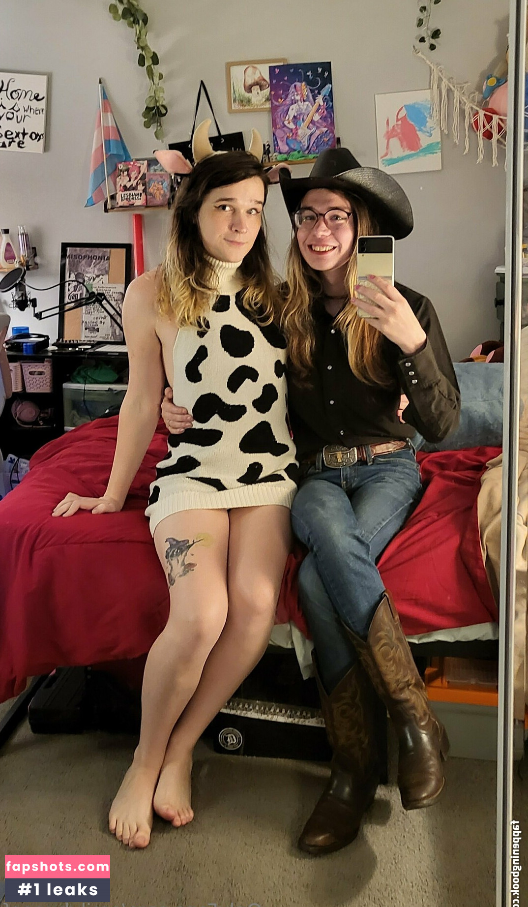 emilybunoof gallery photo #6