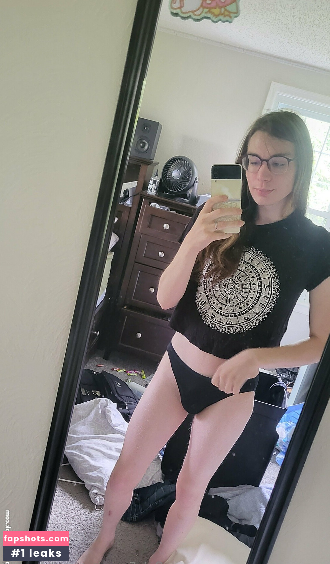 emilybunoof gallery photo #8