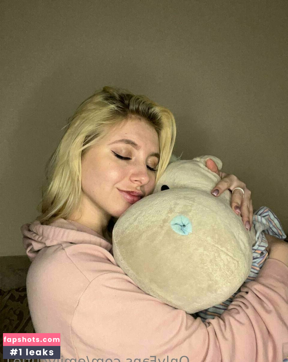 emilycutie1 gallery photo #30