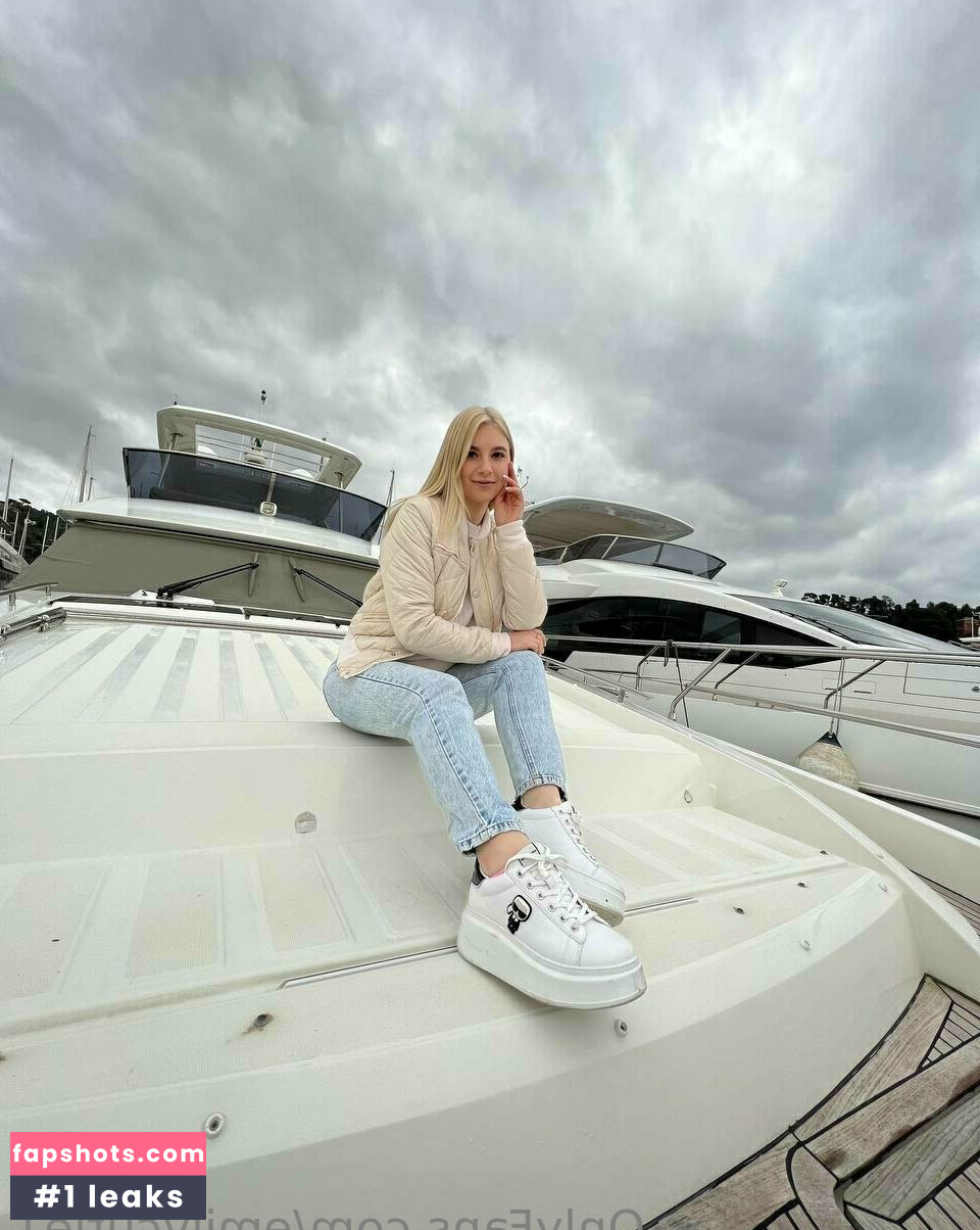 emilycutie1 gallery photo #44