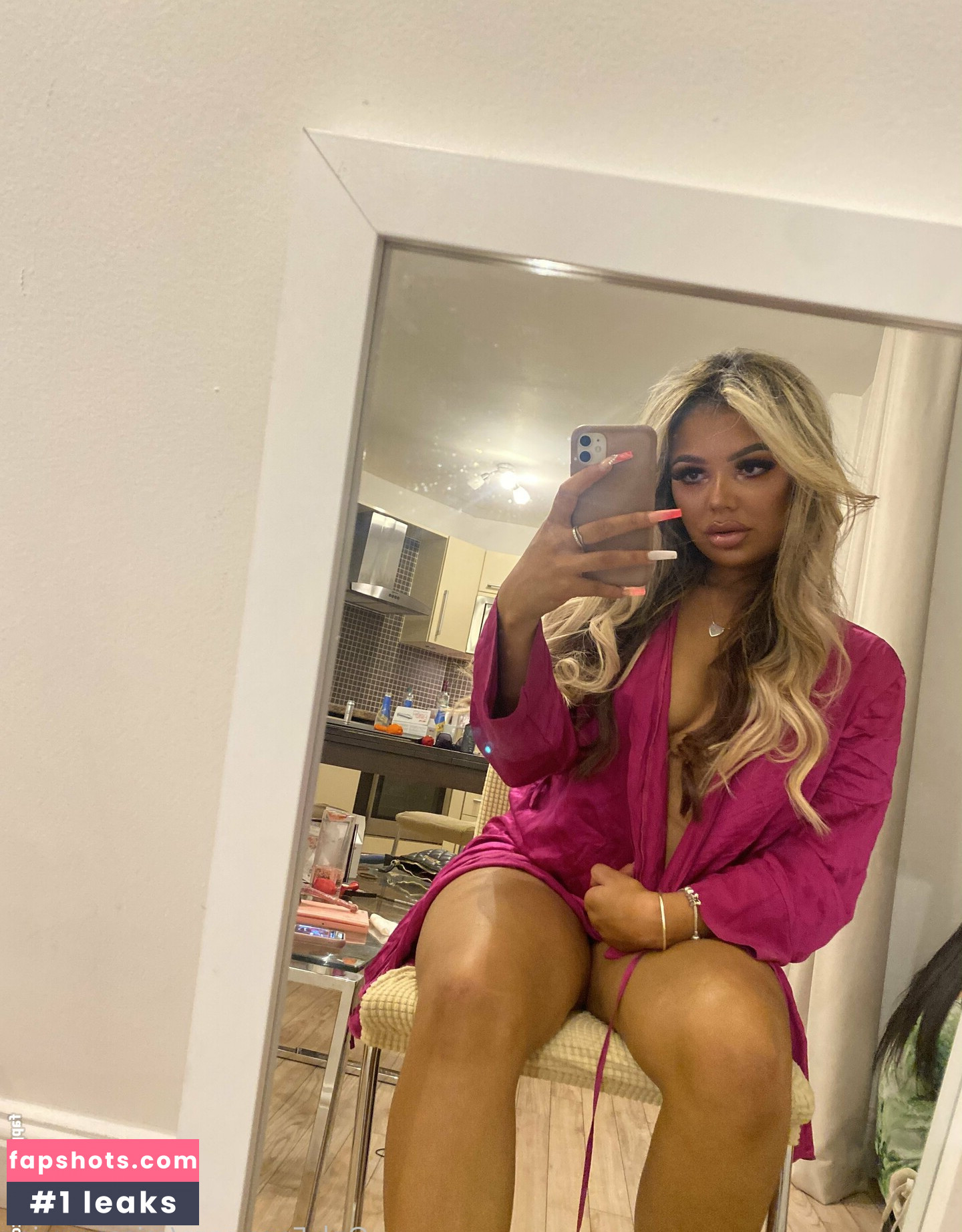 emilyexotics gallery photo #19