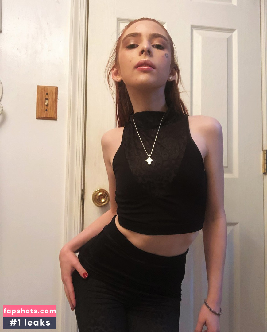 emilyfaye Nude Leaks OnlyFans - Fapshots