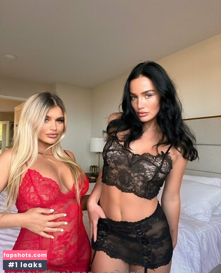 emilykernsx gallery photo #2