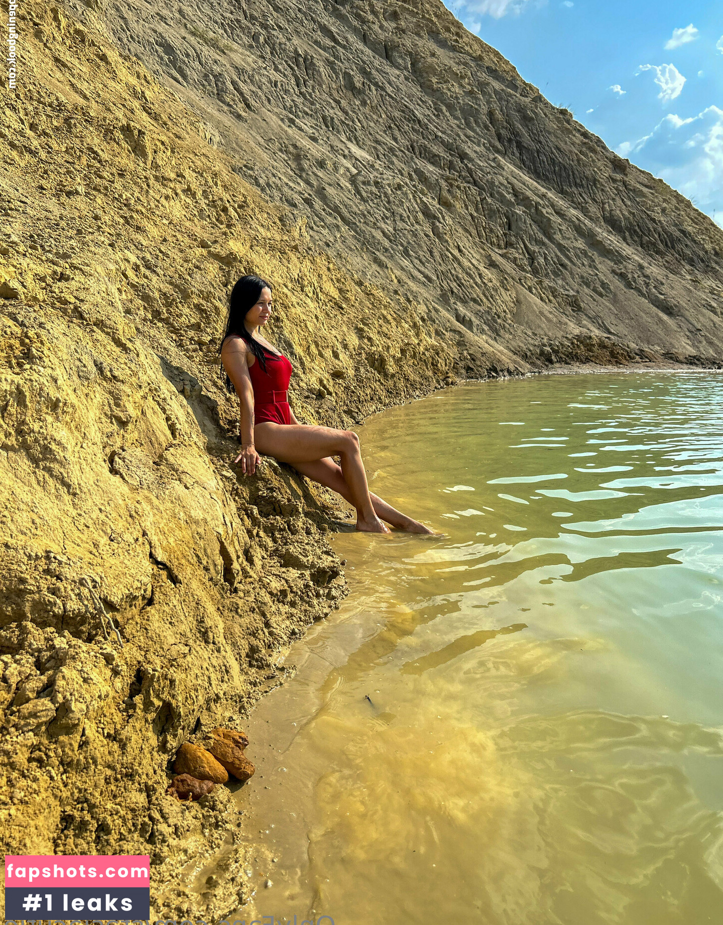 emilykitty1 gallery photo #4