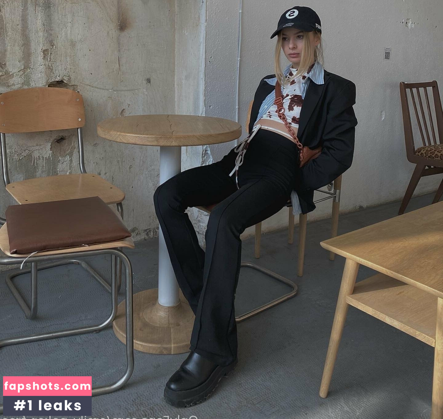 emilylism gallery photo #30