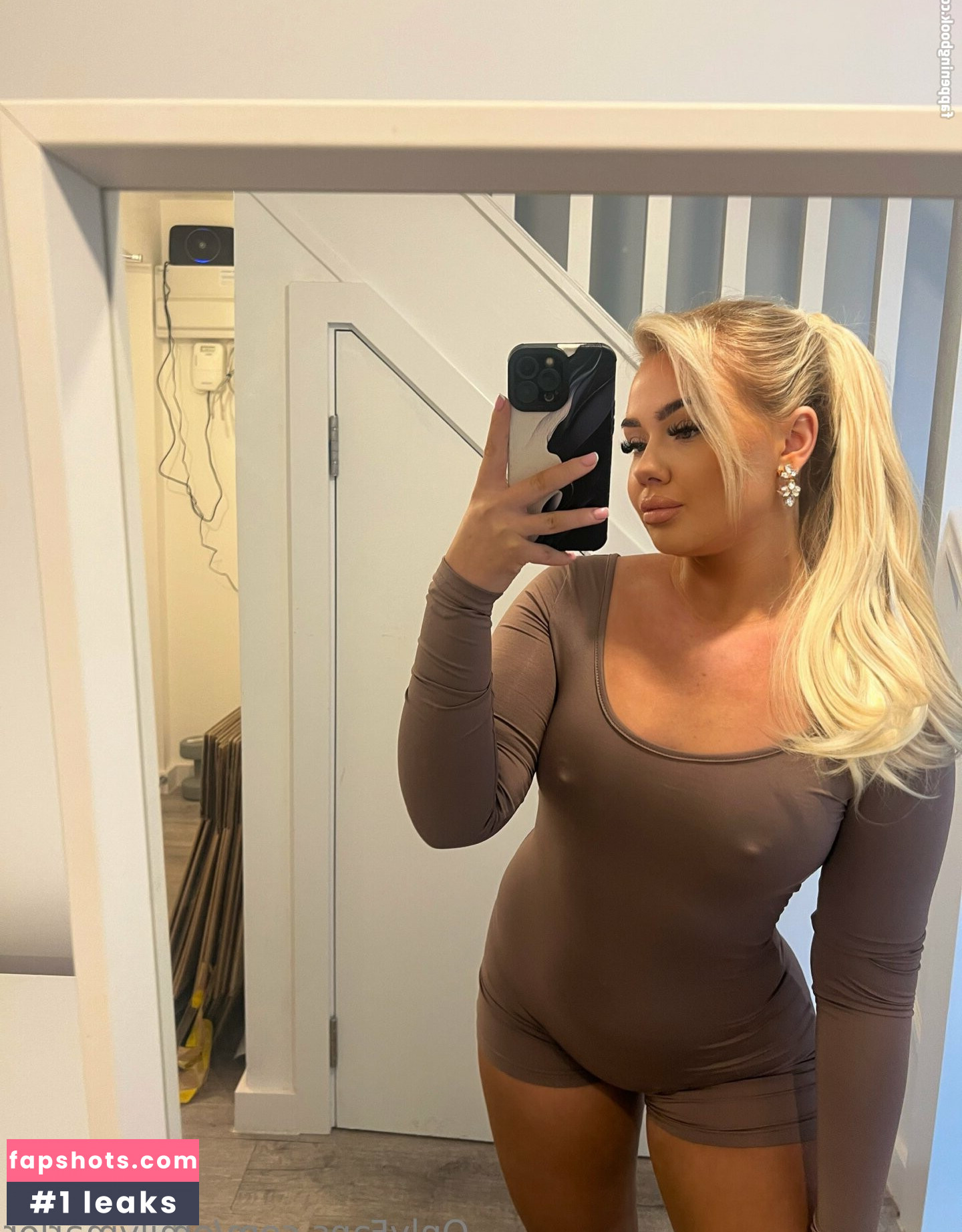 emilymrlor Nude Leaks OnlyFans Photos #29 - LeakJerk