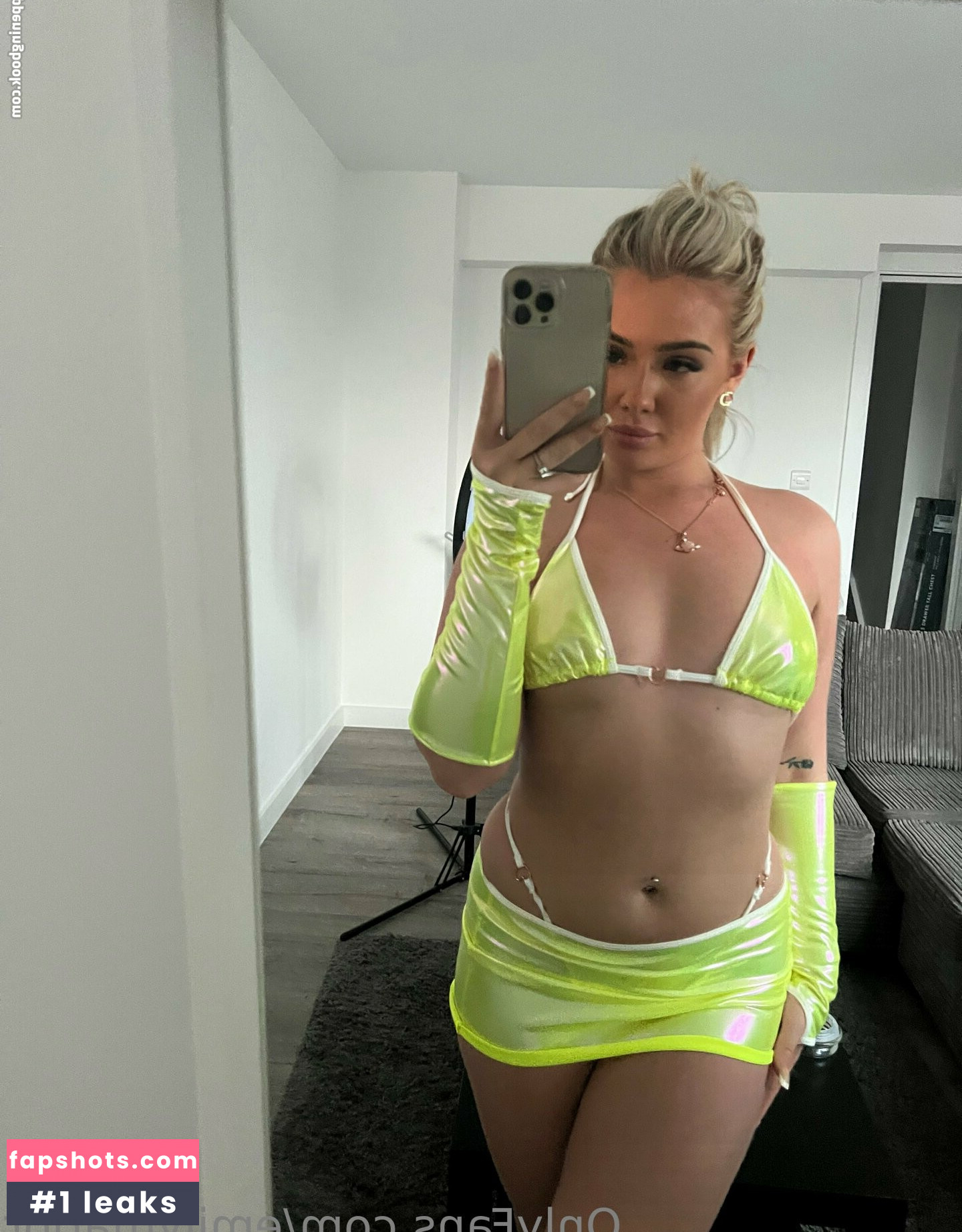 emilymrlor Nude Leaks OnlyFans Photos #41 - LeakJerk