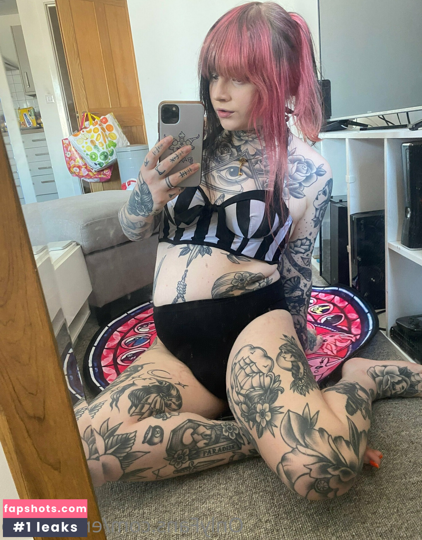 emilypiexo gallery photo #3