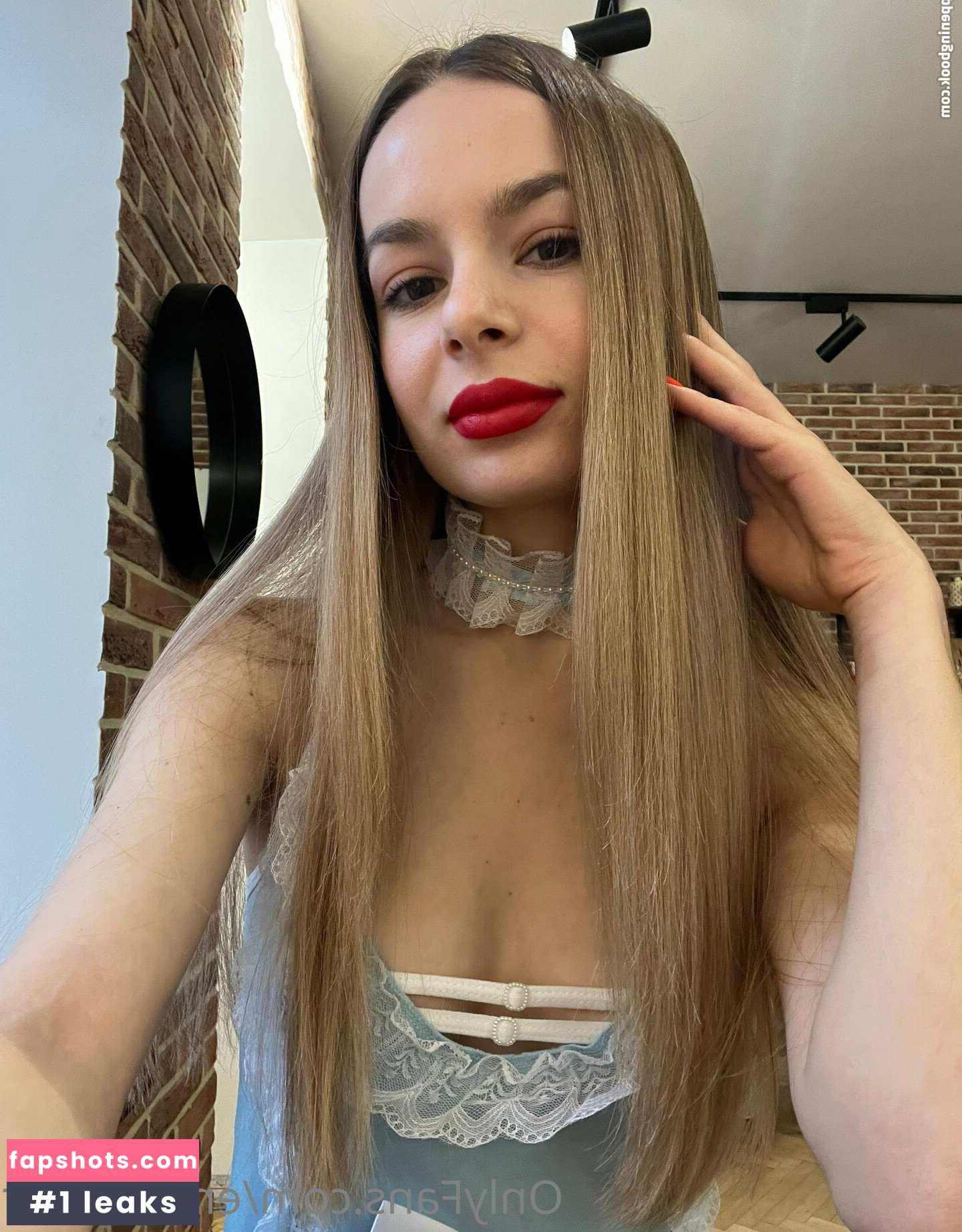 EmilyPoker gallery photo #24