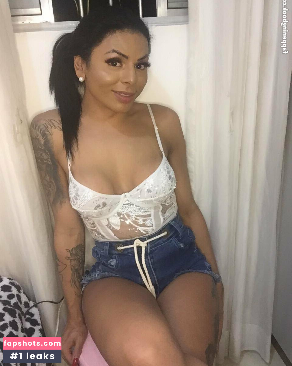 emilysales19 gallery photo #17