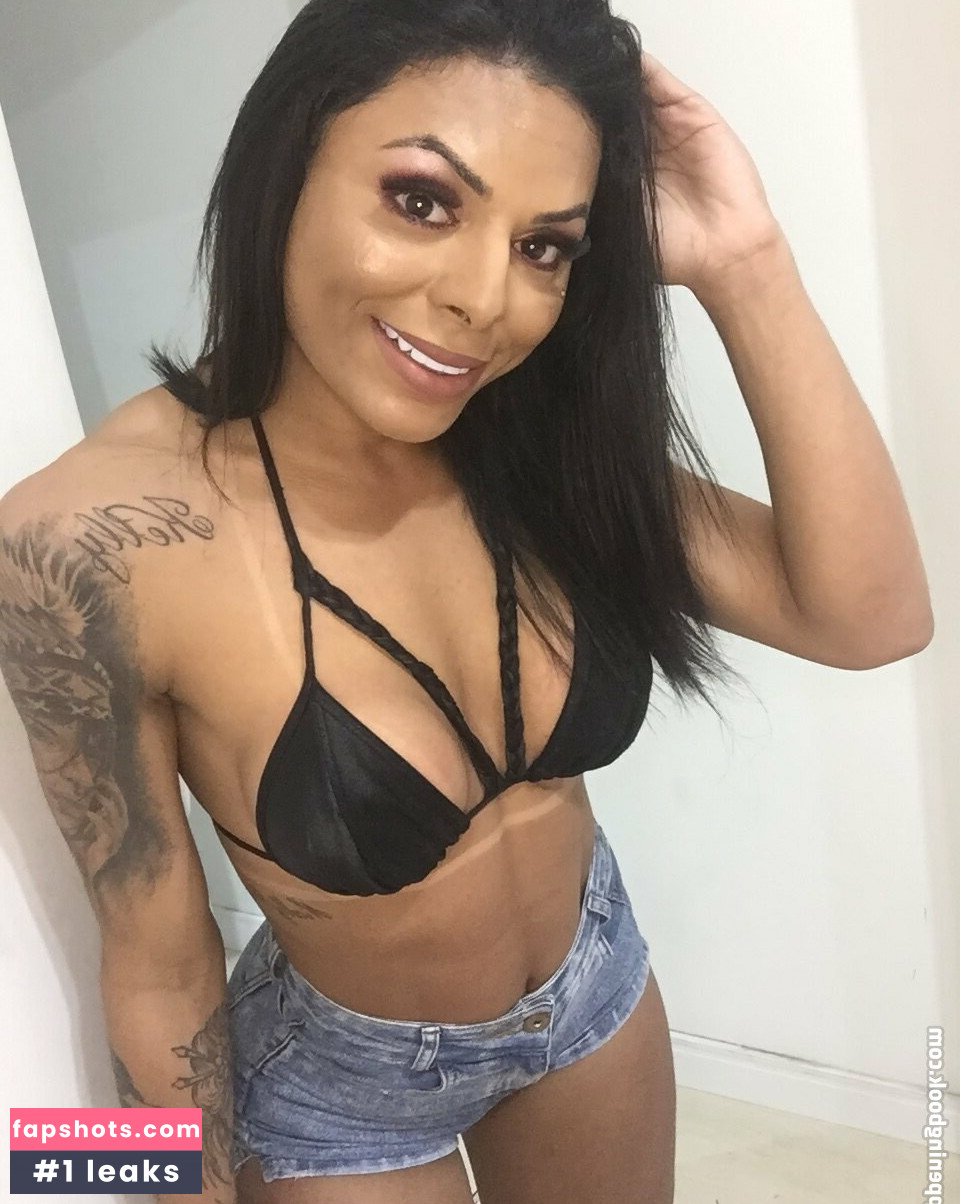 emilysales19 gallery photo #5