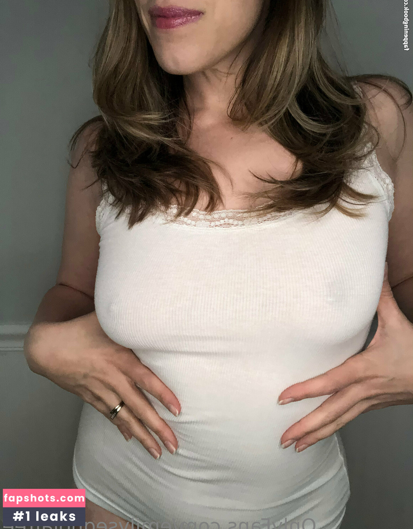 emilysequoiafree gallery photo #3