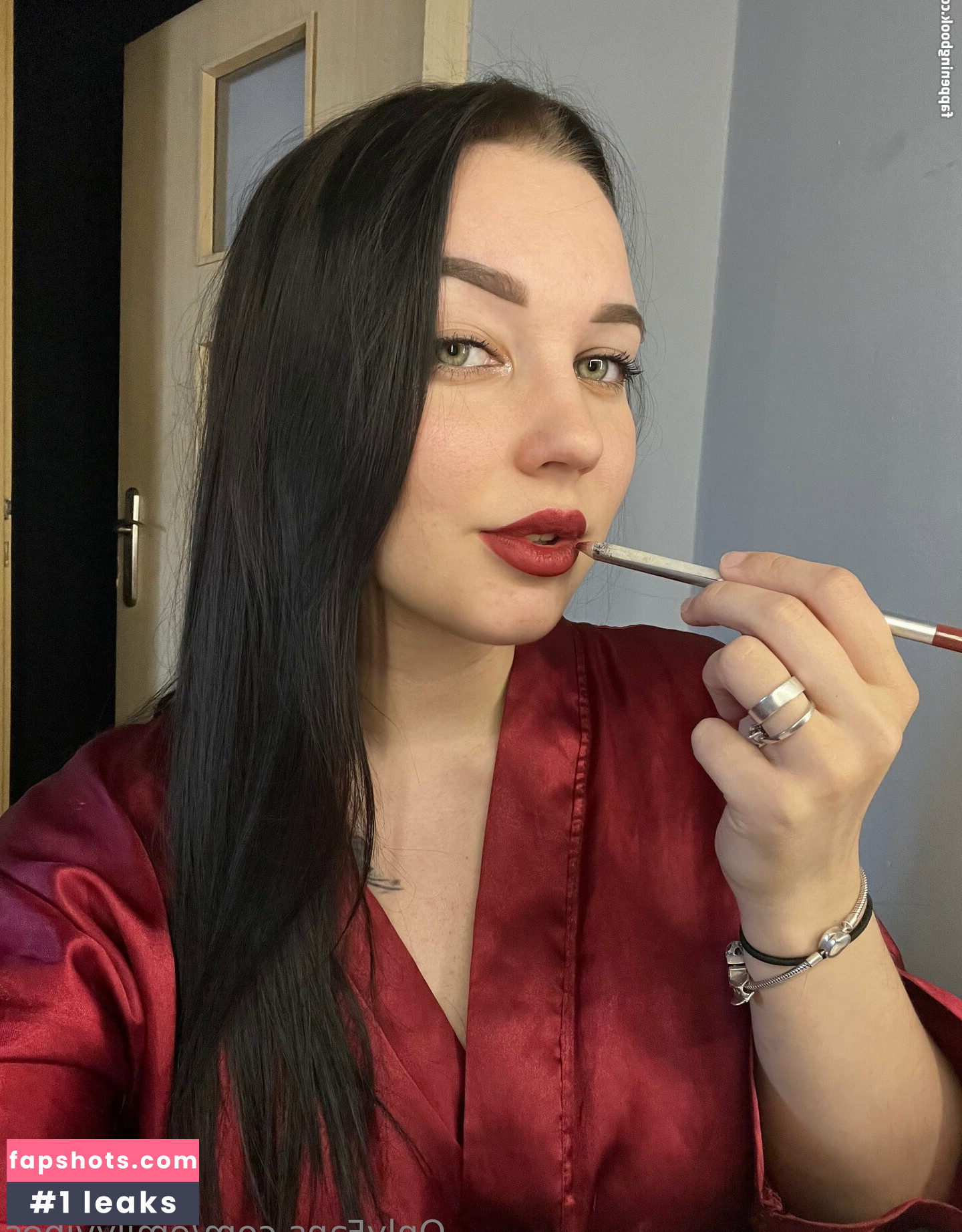 emilyvibes gallery photo #3