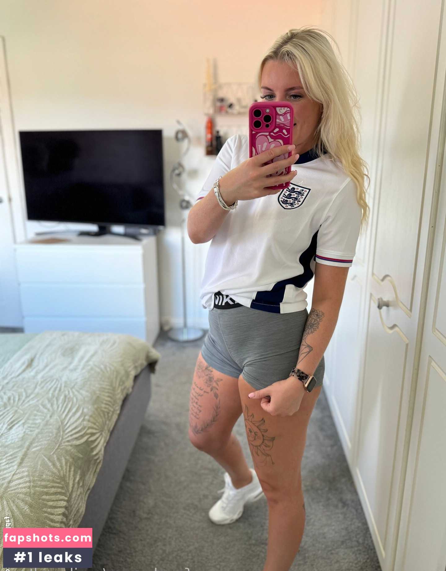 EmilyWalters gallery photo #51