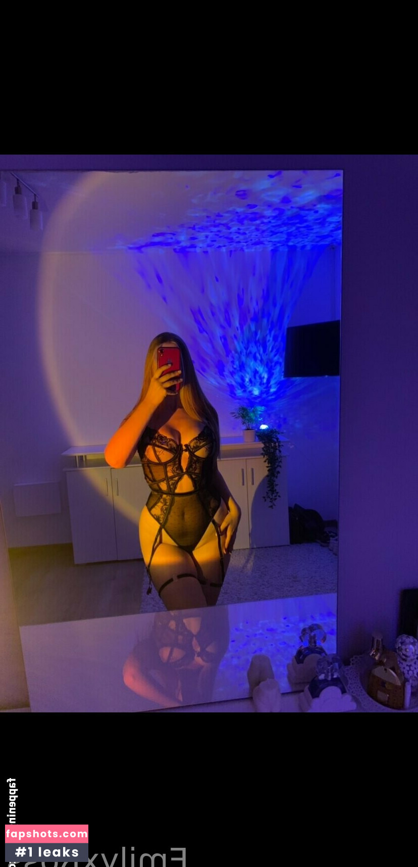 emilyxross gallery photo #32