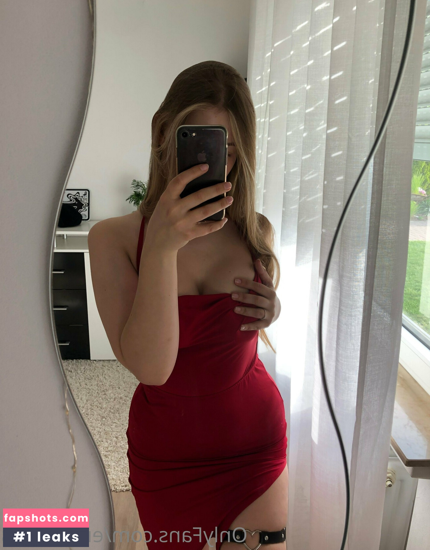 emilyxross gallery photo #33