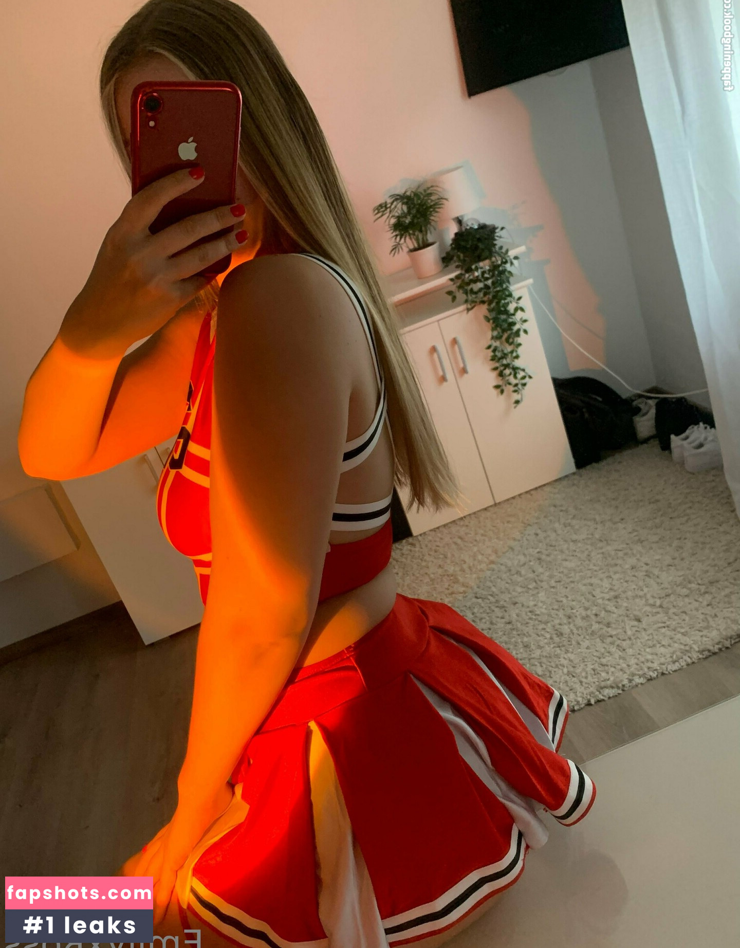 emilyxross gallery photo #38