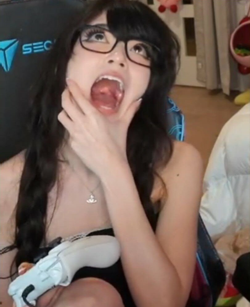 emiru-33 gallery photo #1086