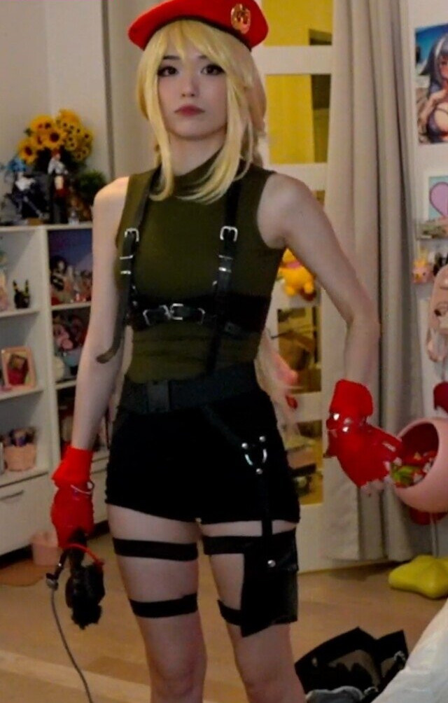 emiru-33 gallery photo #1125