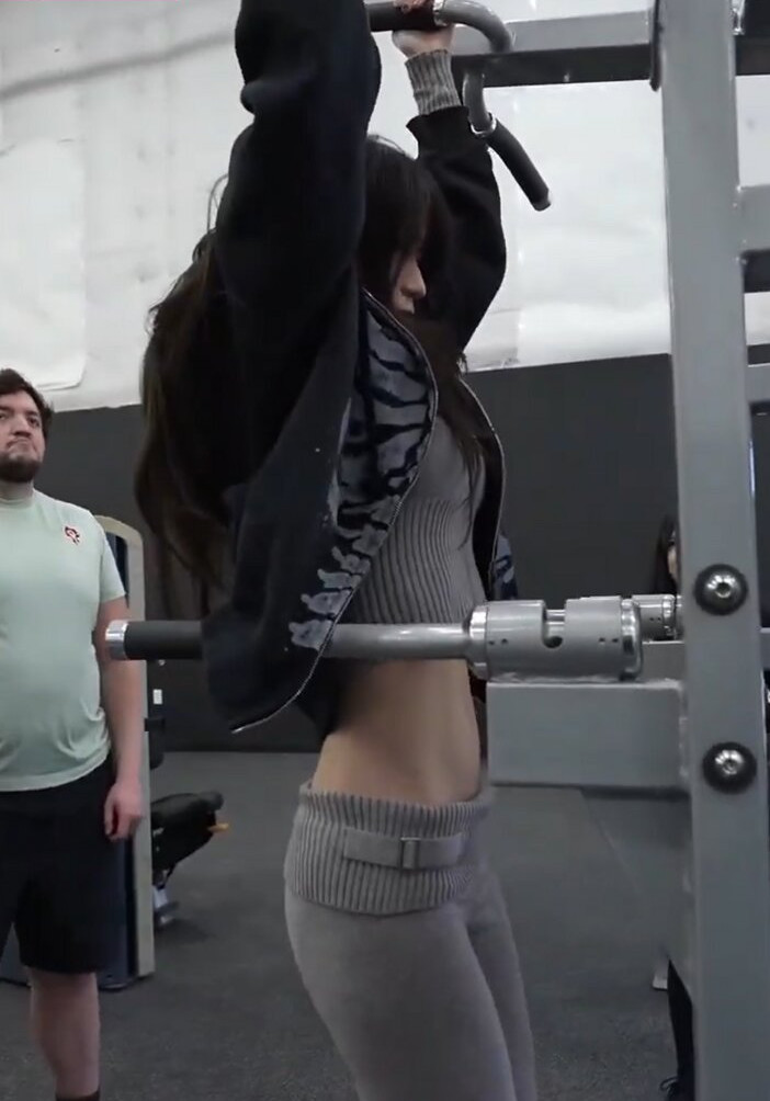 emiru-33 gallery photo #1132