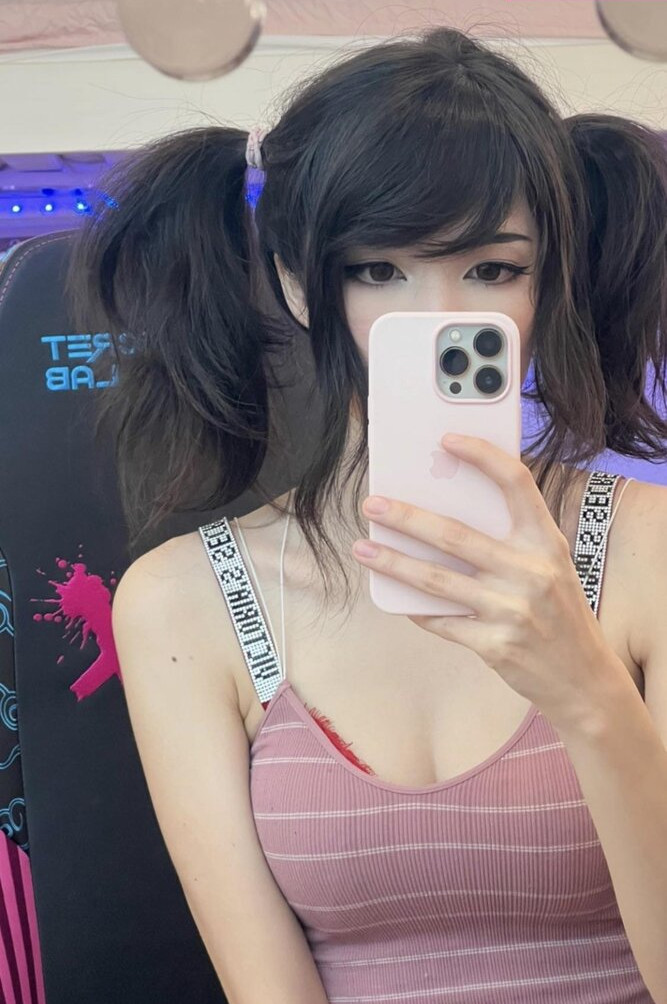 emiru-33 gallery photo #1253