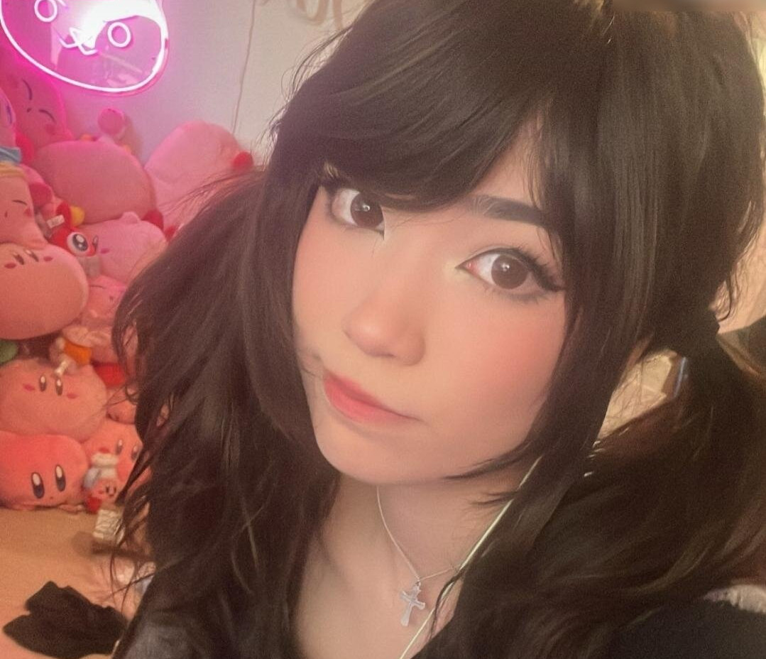 emiru-33 gallery photo #1254