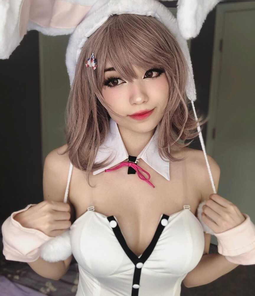 emiru-33 gallery photo #1299