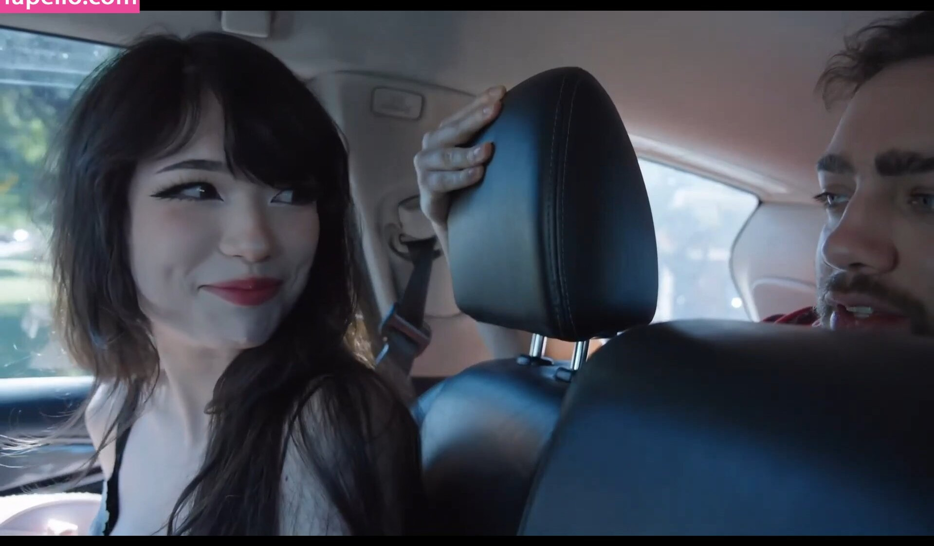 emiru-33 gallery photo #1402