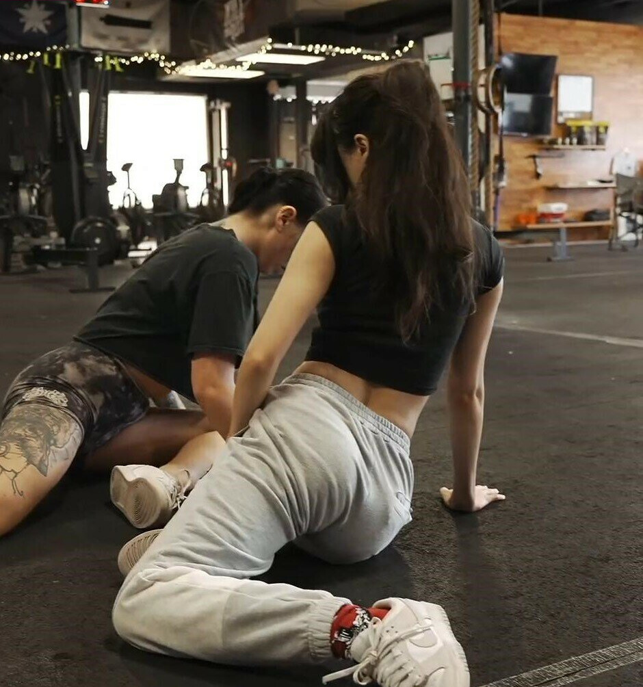 emiru-33 gallery photo #1431