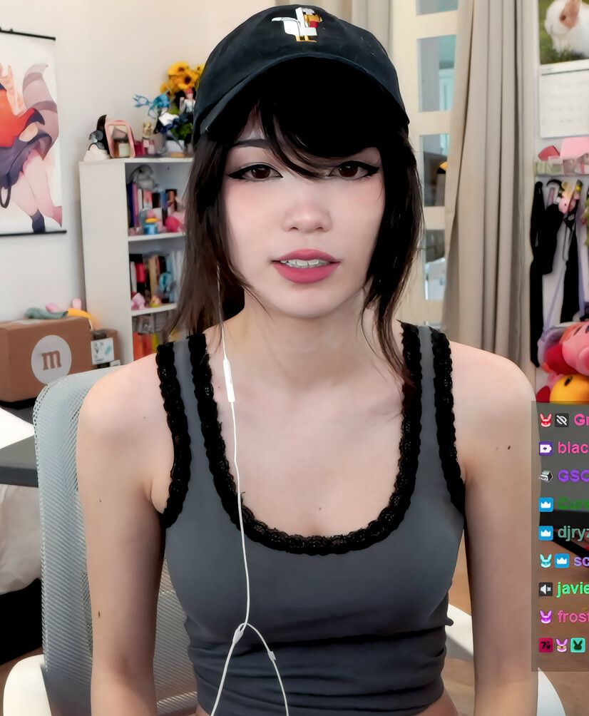 emiru-33 gallery photo #1474