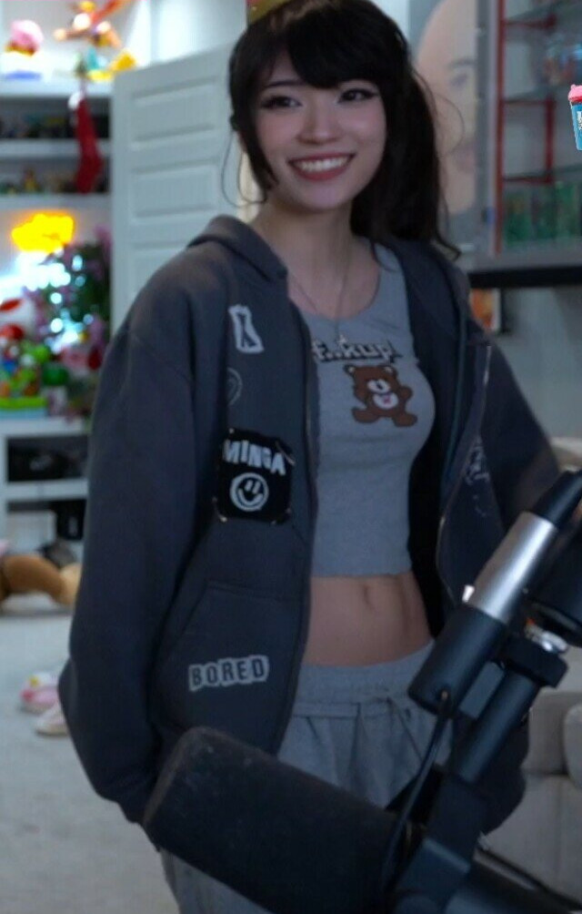 emiru-33 gallery photo #1481