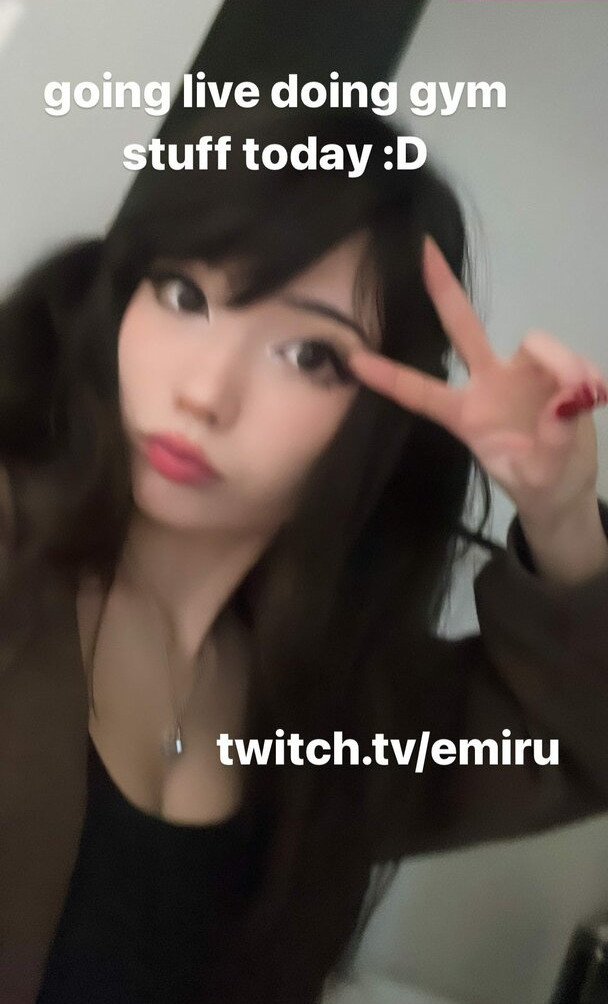 emiru-33 gallery photo #1490