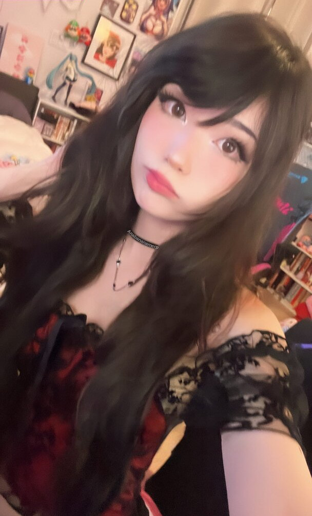 emiru-33 gallery photo #1494