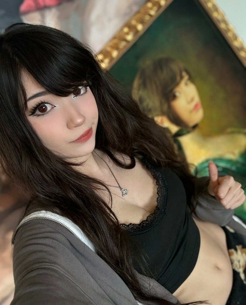 emiru-33 gallery photo #1506