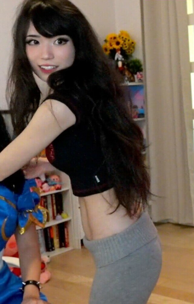 emiru-33 gallery photo #1529