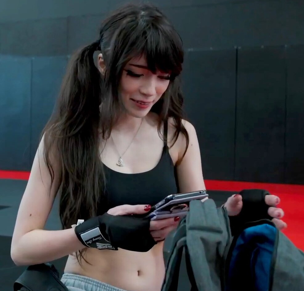 emiru-33 gallery photo #1542