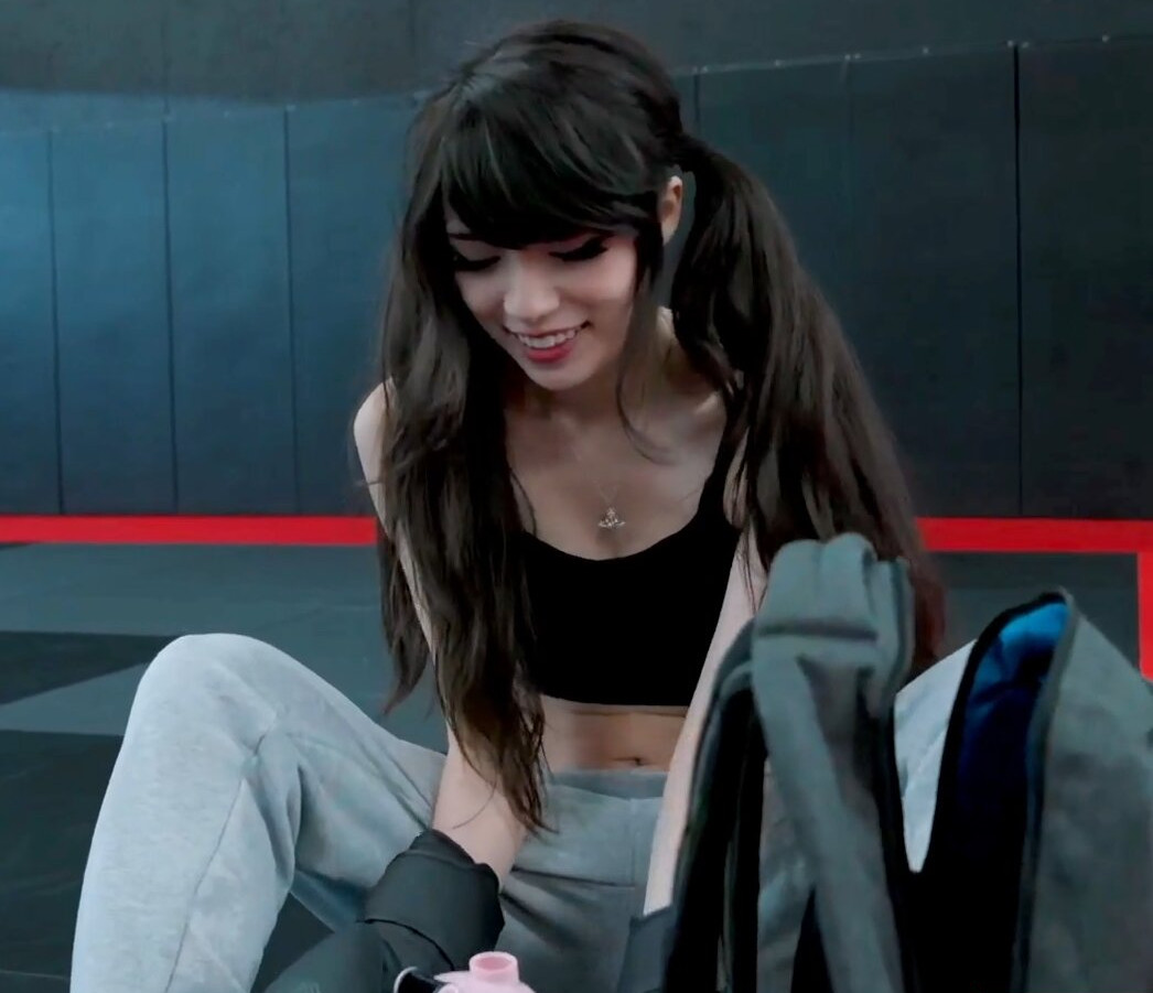 emiru-33 gallery photo #1543