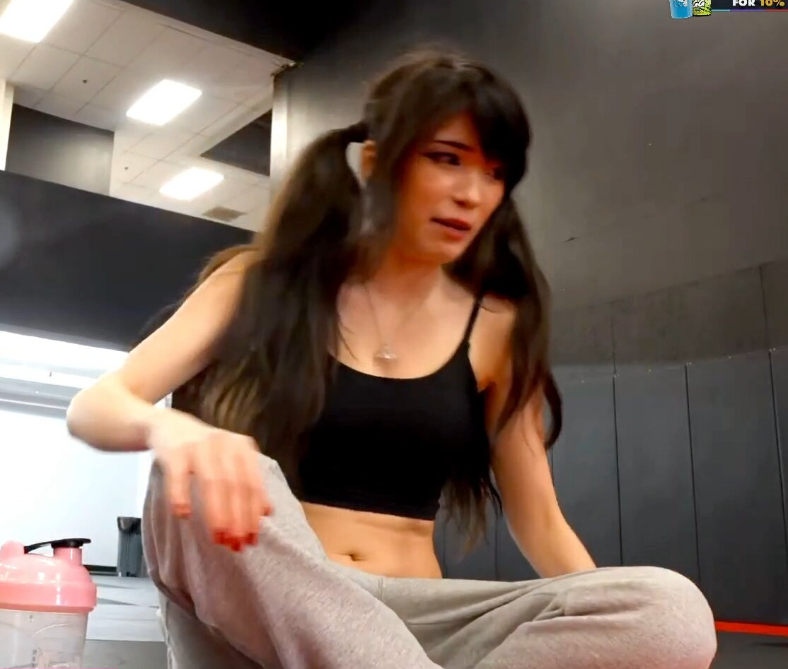 emiru-33 gallery photo #1548