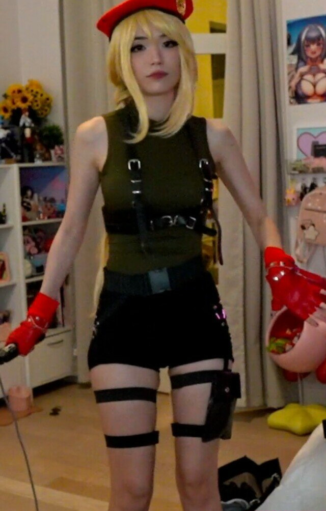 emiru-33 gallery photo #1578