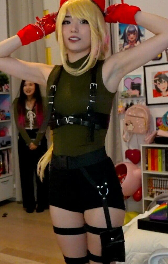 emiru-33 gallery photo #1581