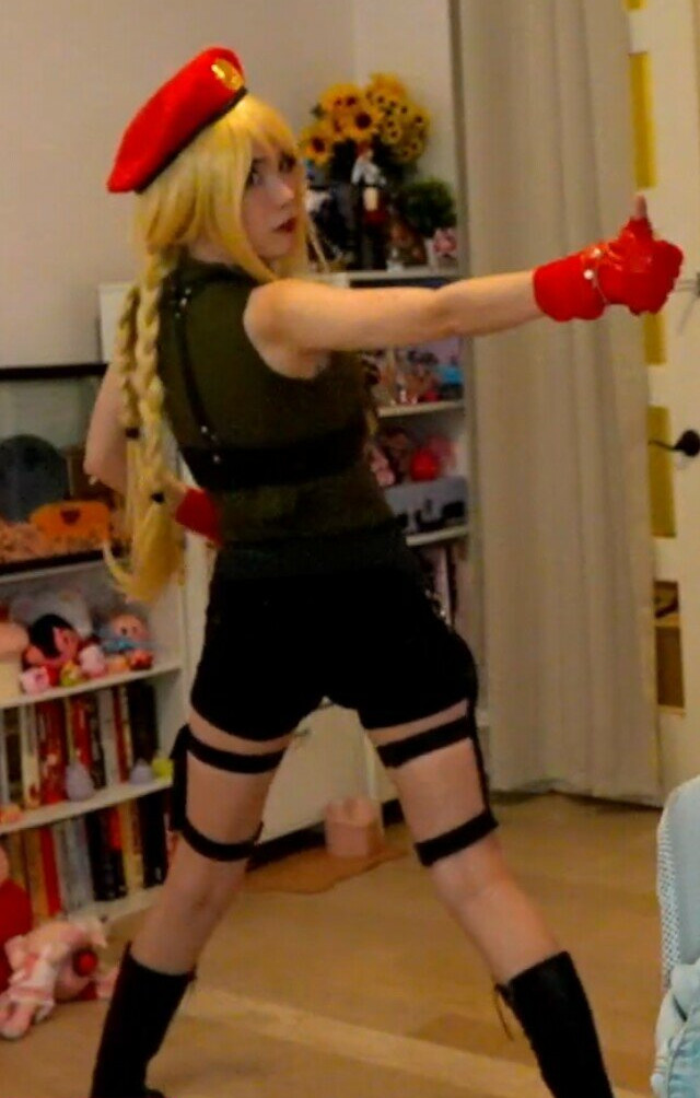 emiru-33 gallery photo #1588